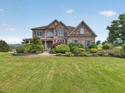 50 Albert Dr
