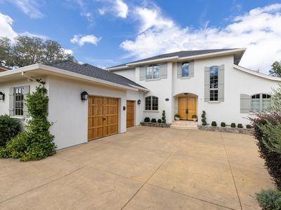 42 Pascale Court
