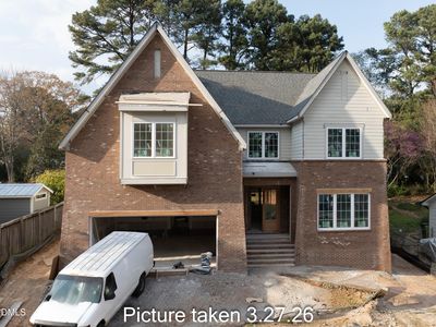 621 Duke Dr