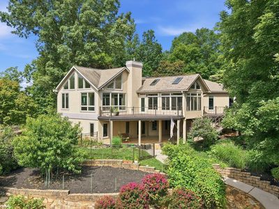 212 Kiyuga Ln