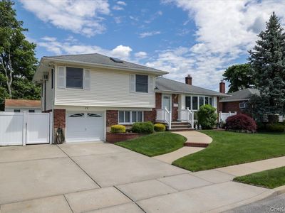 11 Damin Drive