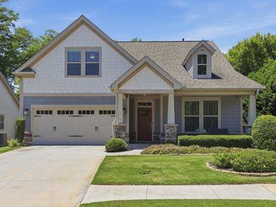 2 Ravencrest Ct