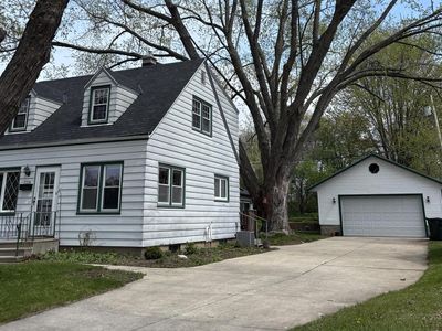1226 South 104th STREET