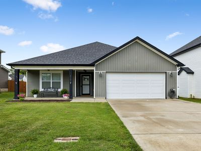 1151 Eagles Bluff Dr