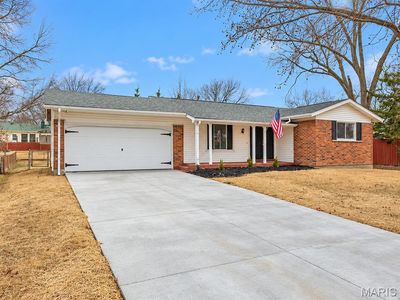 3045 Churchill Dr