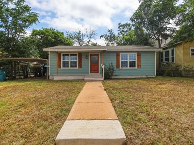 Property at 911 S Commercial Ave, Coleman, TX