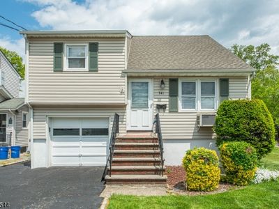 341 Lake Shore Dr