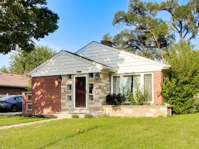 Property at 1609 S Cumberland Ave, Park Ridge, IL