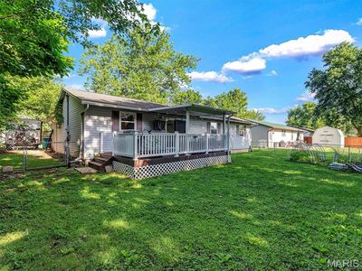 572 Lake Meadow Dr