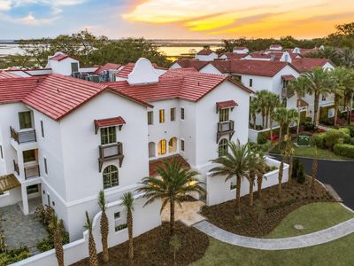 5065 First Coast Hwy