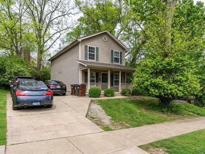 120 University Ave