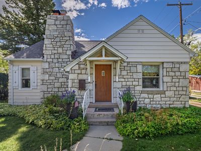 309 Hauser Blvd