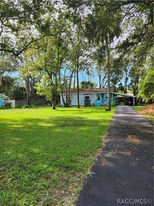 656 NE 11th St
