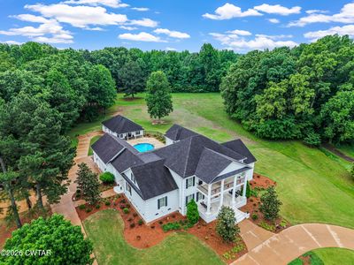 40 Pine Lake Dr