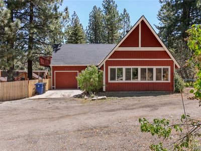 2157 Mariposa Ln