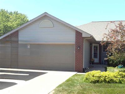90 Sinnott Pl