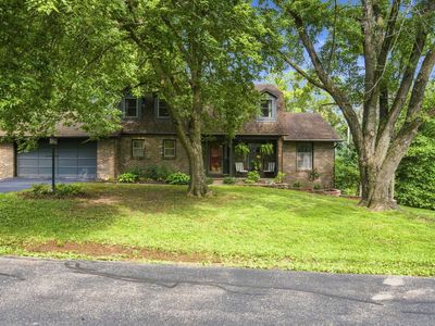 3060 S Maple Bluff Dr