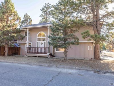 444 Elysian Blvd