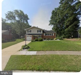 2201 Jamaica Dr