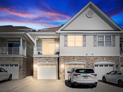 Property at 6 Elston Ct, Haskell, NJ