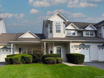 3704 Amen Corner
