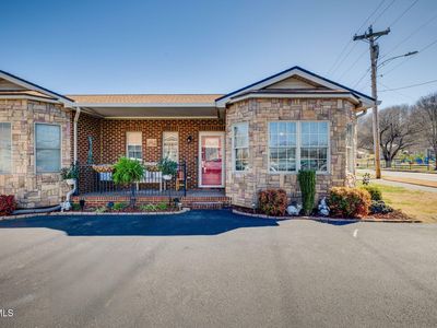 Property at 1205 W G St APT 1, Elizabethton, TN