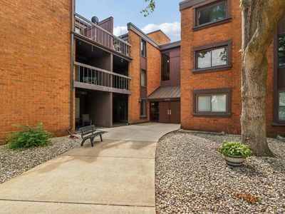 4215 North 100th STREET #220