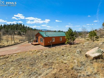 61 Garnet Ln