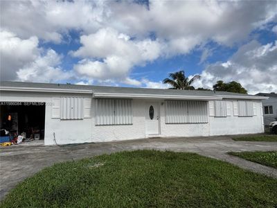 2811 NW 209th Ter