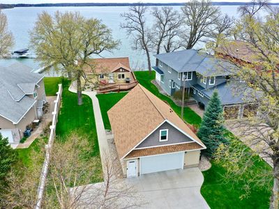 223 Lake Ave S