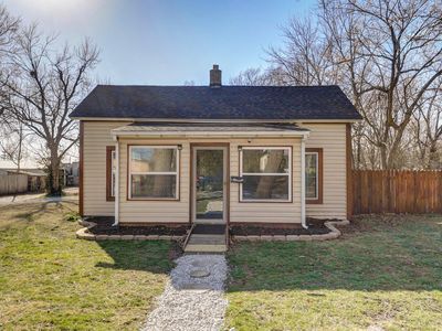 1875 N Campbell Avenue