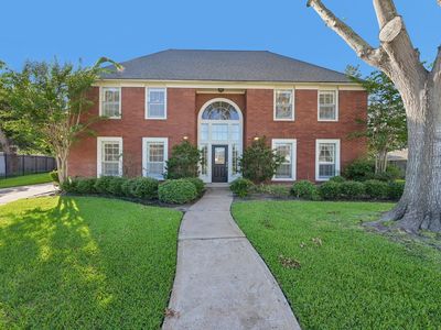 15 Sterling St
