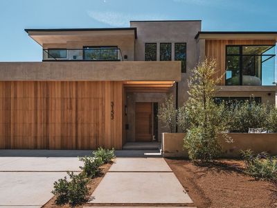 3153 Purdue Ave