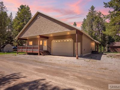 3773 Lodgepole Ln