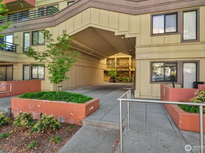 3401 Wallingford Avenue N #210