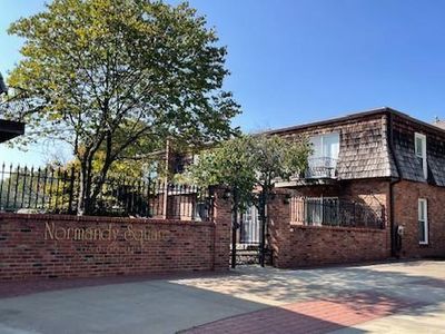 4426 Jarboe St APT 1