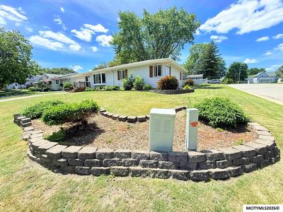 108 Central Dr
