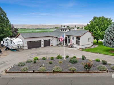 2703 Northview Dr