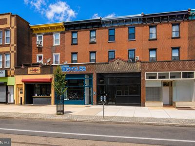 2817 W Girard Ave