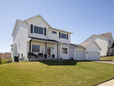 473 Amberg Ln