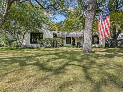 3708 Cresthaven Ter
