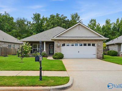 431 E Mossyleaf Dr SW