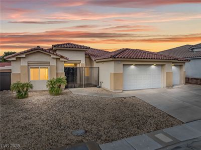 3807 Chapels Royal St