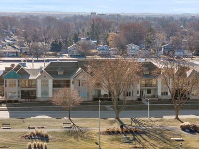 284 E Harbor View Dr