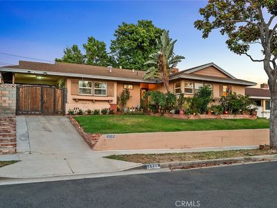 10502 S 8th Pl