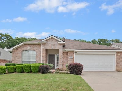 3825 Chimney Rock Dr