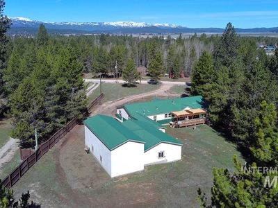 85 W Prospectors Dr
