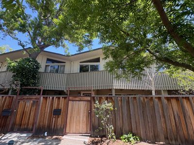 1155 Weyburn Ln APT 26