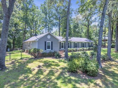 180 Winchester Dr