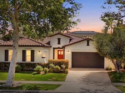 1001 Hawthorne Creek Dr